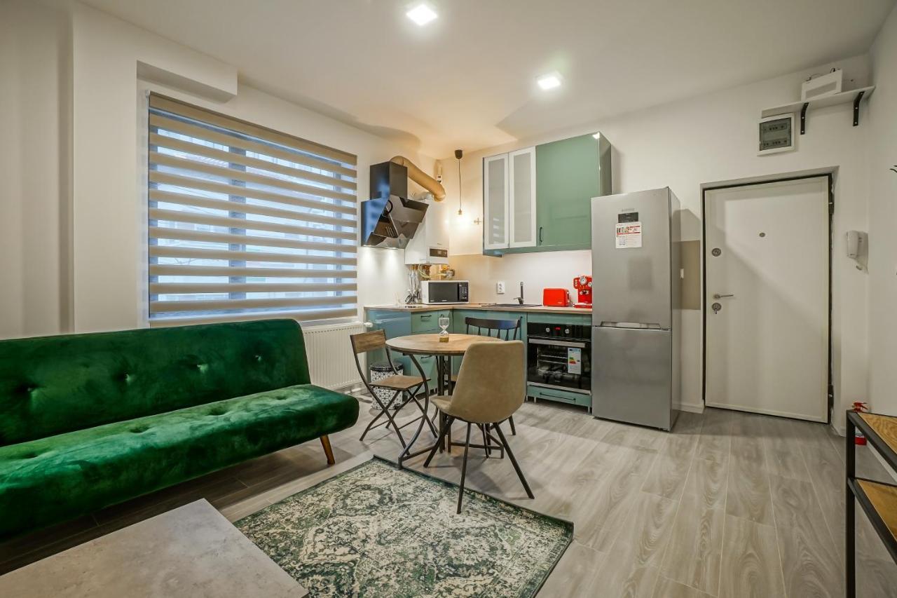 Bright Apartments Moments Away From Herastrau Park, Mall And Metro Бухарест Экстерьер фото