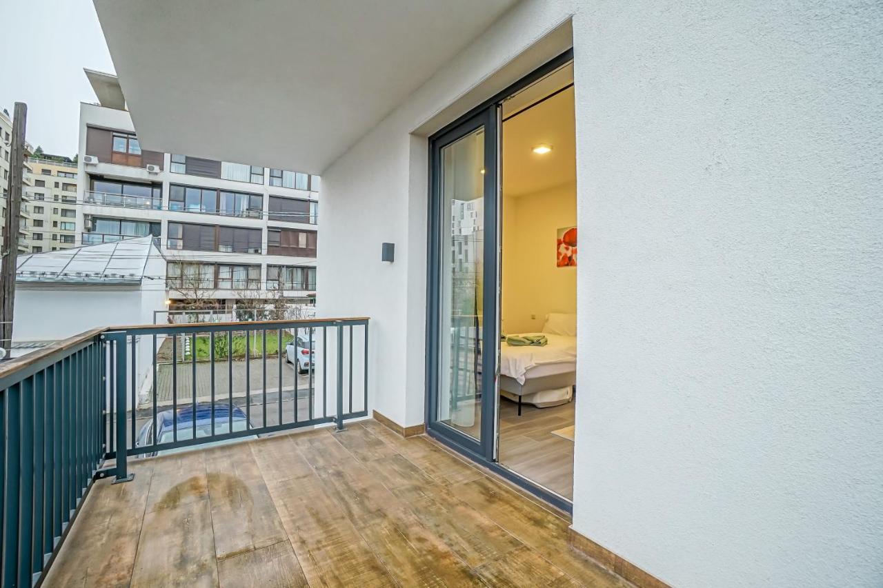 Bright Apartments Moments Away From Herastrau Park, Mall And Metro Бухарест Экстерьер фото